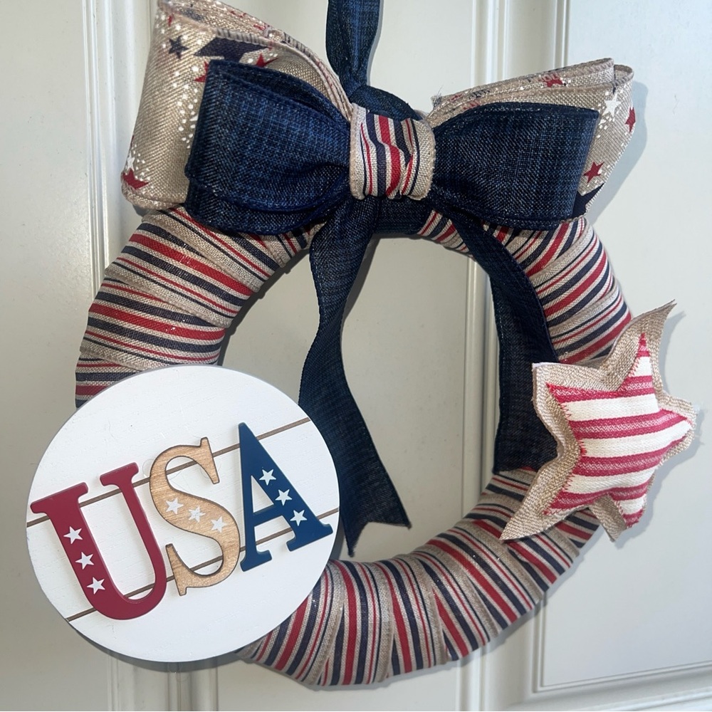 Patriotic July 4th Memorial Day Mini Wreath 10 Inch Front Door  Indoor Decor USA